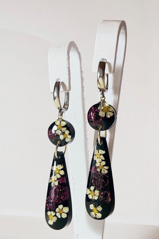 Gari auskari ar ziediem